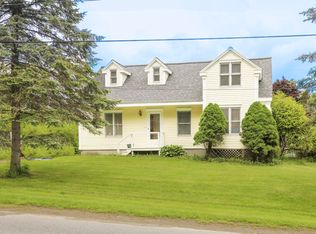 31 Mill Ln, Belfast, ME 04915