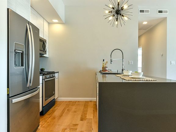 3rd image of 87 Parker St Unit 403