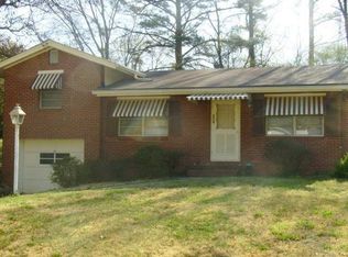 387 Virginia Pl SE, Marietta, GA 30067