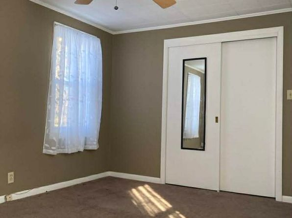 51 Pleasant St Unit 2