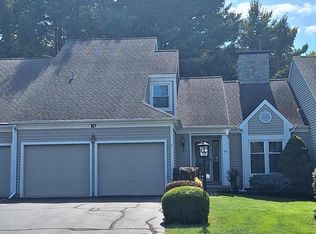 10 Ridgefield Dr, Voorheesville, NY 12186