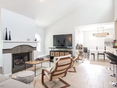 3145 E Flamingo Rd APT 2104, Las Vegas, NV, 89121