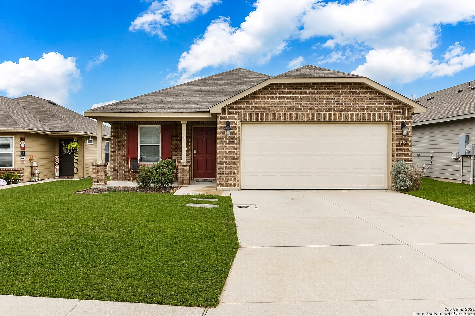 3 bed, 1495 sqft, $1,600 — Photo 1