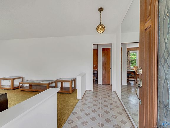 4th image of 3307 Clifford Rd NW