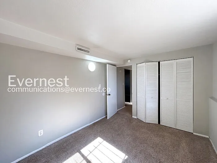 4096 Colony Hills Cir — Photo 12