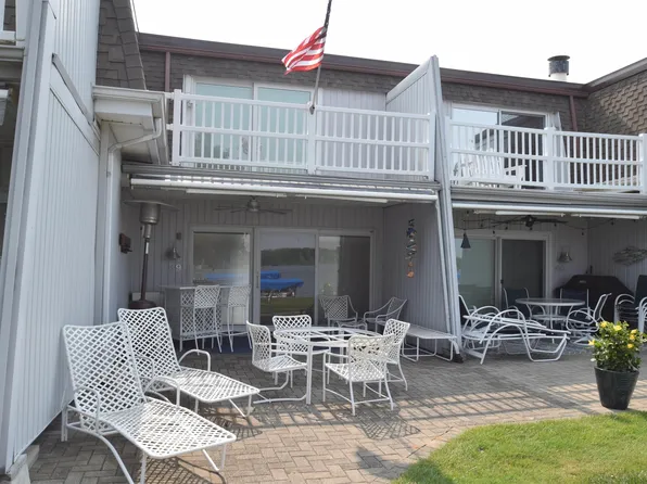 10075 N Turkey Creek Rd APT 39, Syracuse, IN 46567