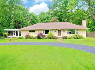 2315 Howland Wilson Rd, Cortland, OH 44410