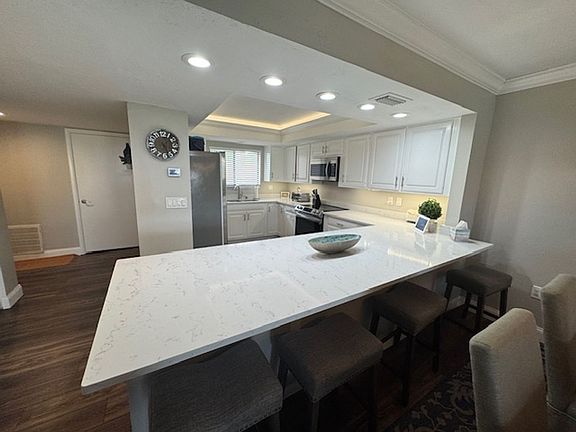 2nd image of 4612 Flagship Dr APT 305