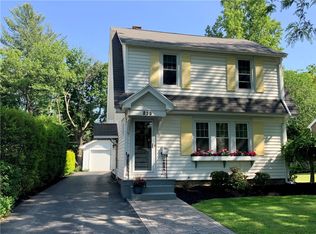 233 Wildmere Rd, Rochester, NY 14617