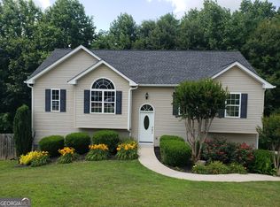 67 Mountain Overlook Dr, Cleveland, GA