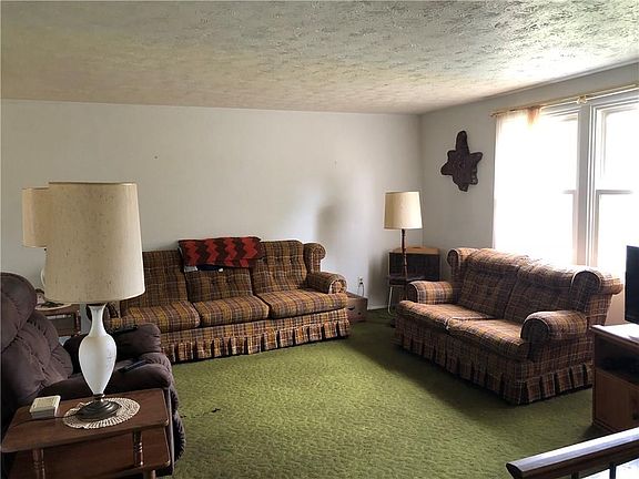 2nd image of 13 Clearview Dr