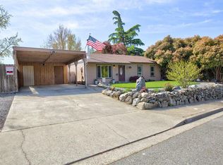 143 NW Blossom Dr, Grants Pass, OR