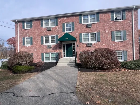 105 Ridgewood Ln APT 22, Gardner, MA 01440