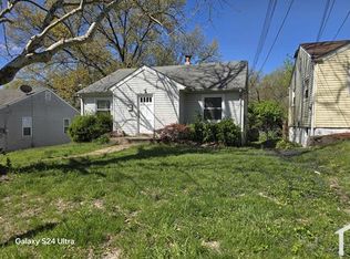 401 Millman Dr, Saint Louis, MO