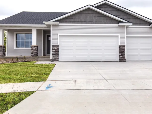 1099 NE 64th Ave, Des Moines, IA 50313