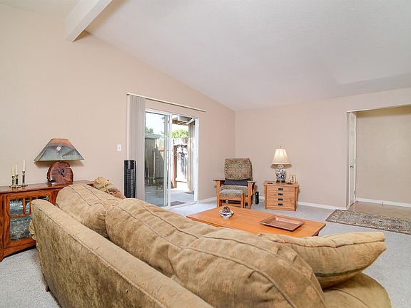 4th image of 6544 La Cienega Dr
