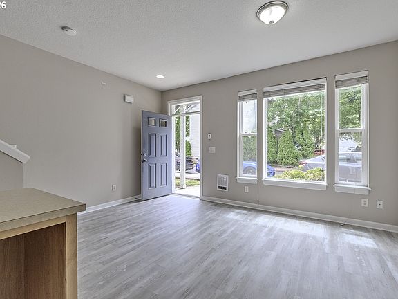 4th image of 18475 SW Annamae Ln