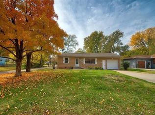 708 SE Miller St, Lees Summit, MO 64063