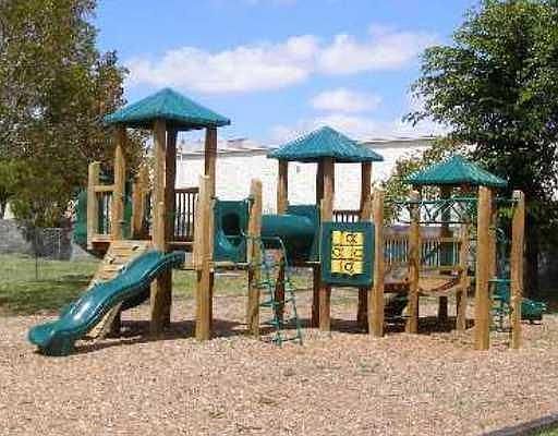 5th image of 8105 SW 21st Ct #8105