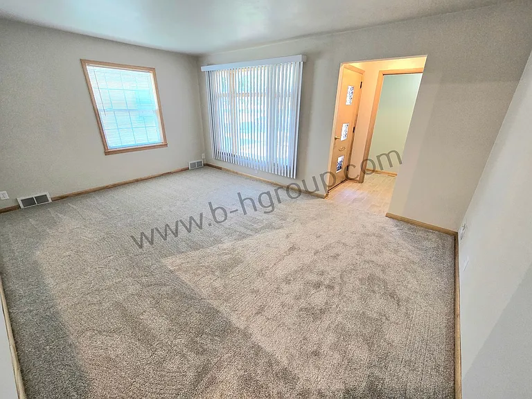 7833 39th Ave — Photo 6