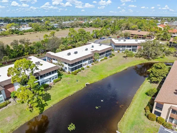 2 Quails Run Blvd Unit 8, Englewood, FL 34223
