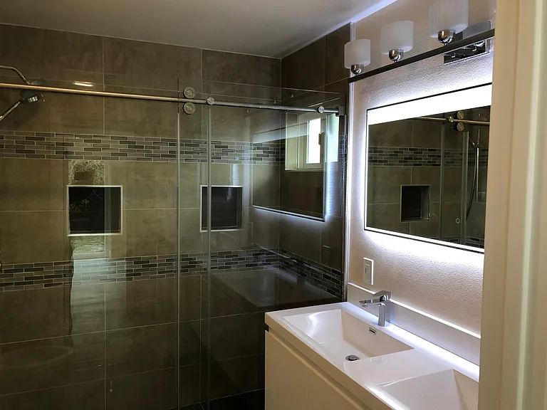 2553 Pilot Knob Dr — Photo 11
