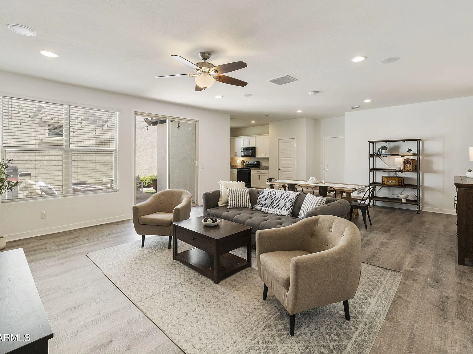 3 bed, 2.0 bath, 1769 sqft, $2,750 — Photo 2