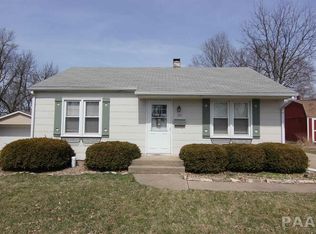 105 Sunny Ln, Eureka, IL