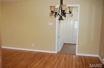 5th image of 7109 Val Brook Ln