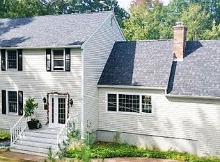 23 Mockingbird Hill Rd, Windham, NH 03087