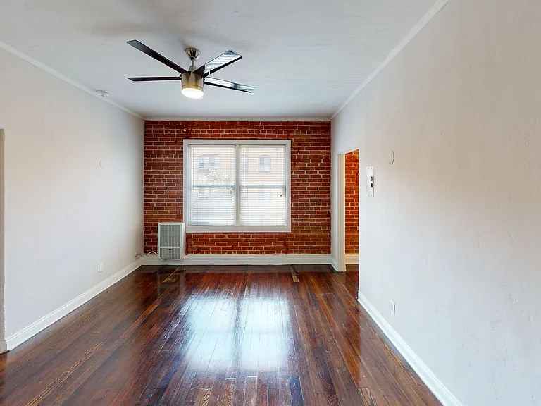 Ashmont Apartments...Art Deco Building...Newly Remodeled Apartments...CALL NOW! — Photo 6