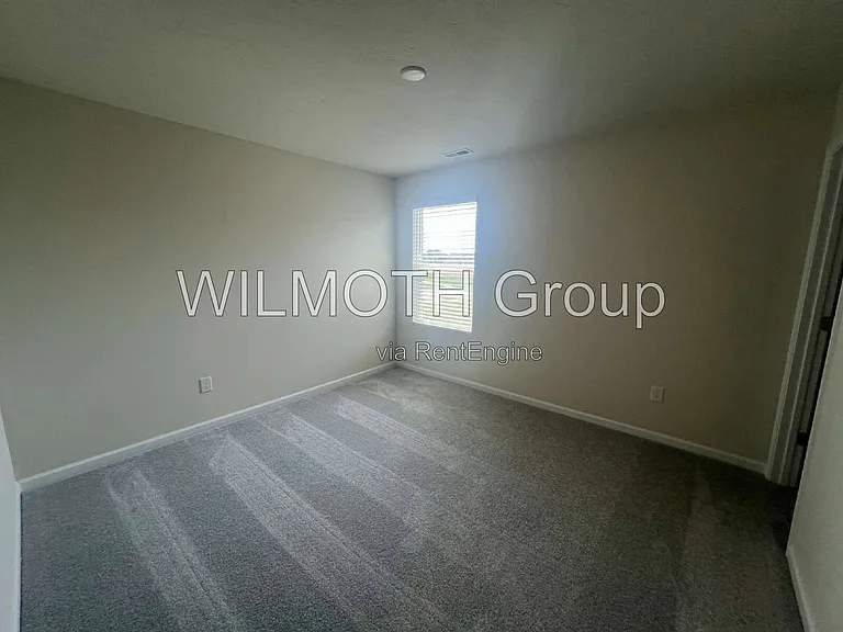 13179 Himalaya Cir — Photo 27