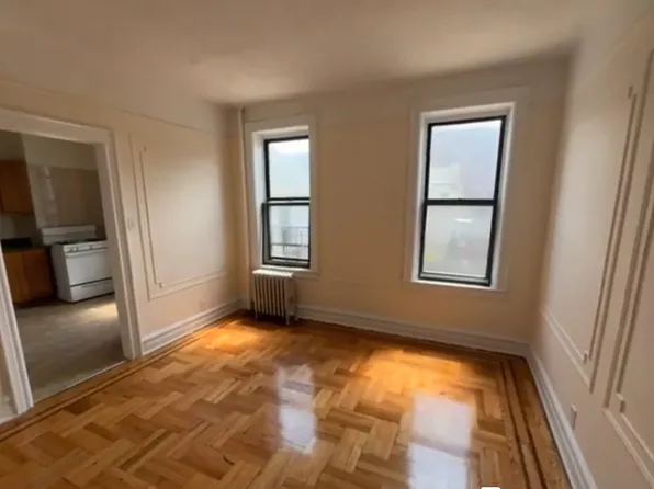 405 Beach 30 St #2, Far Rockaway, NY 11691