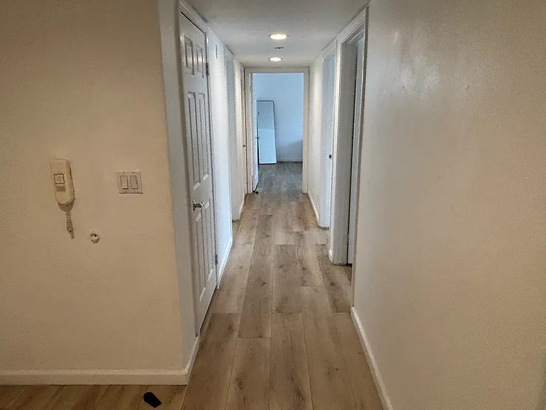 1216 S Saltair Ave #101 — Photo 9