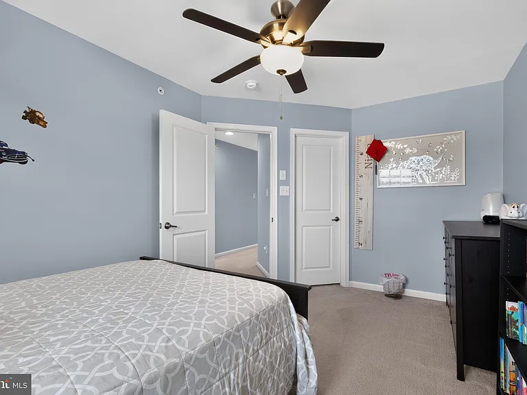 1551 Emily Ct — Photo 26