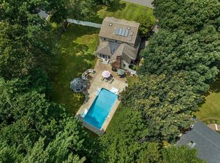 351 Old Farm Rd, Hanover, MA 02339