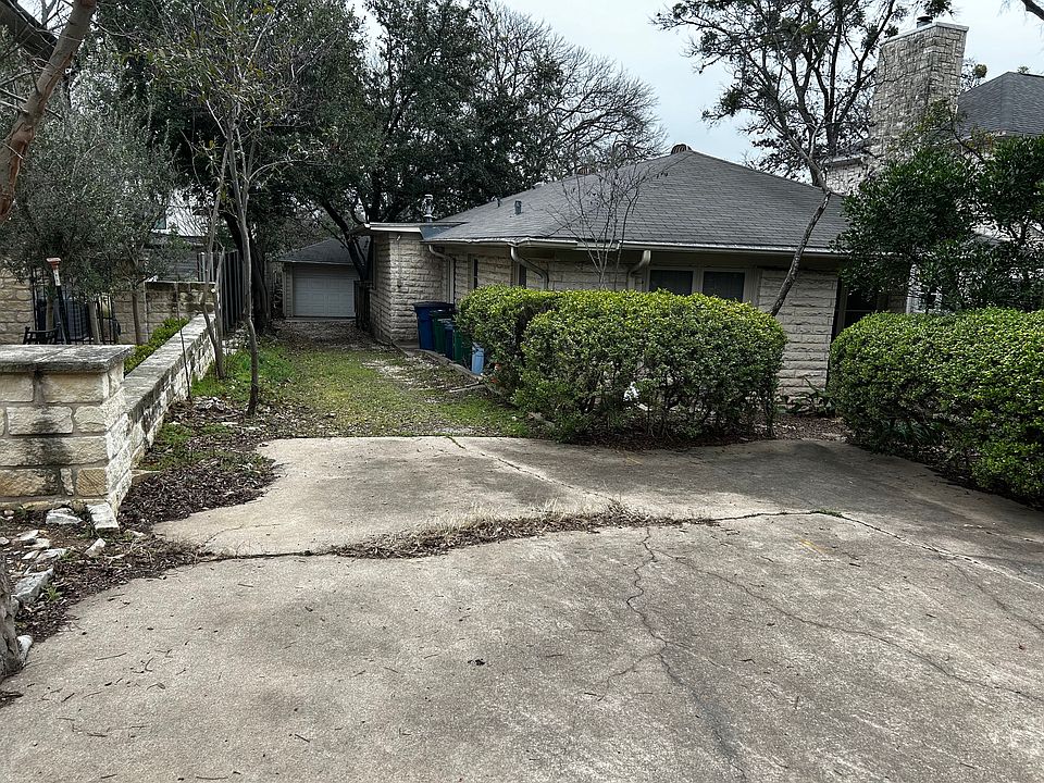 2nd image of 1801 Vista Ln