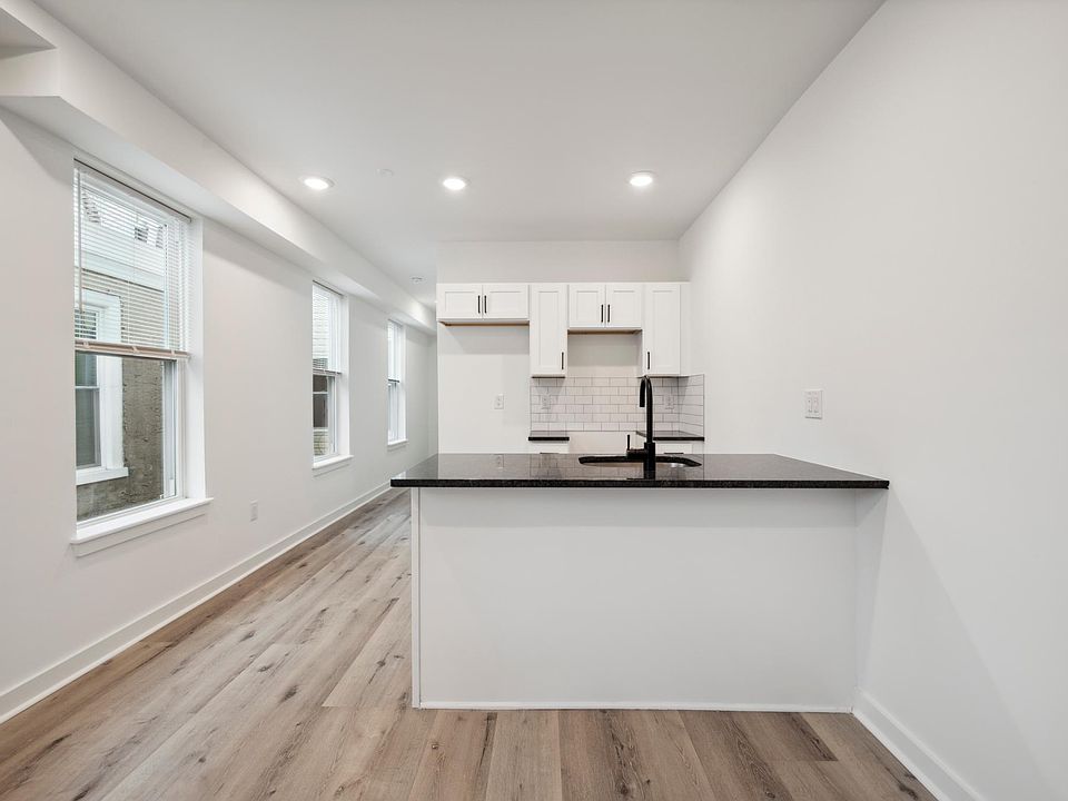 1st image of 3458 Frankford Ave #3