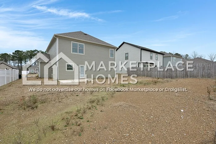 170 Kings Way — Photo 31