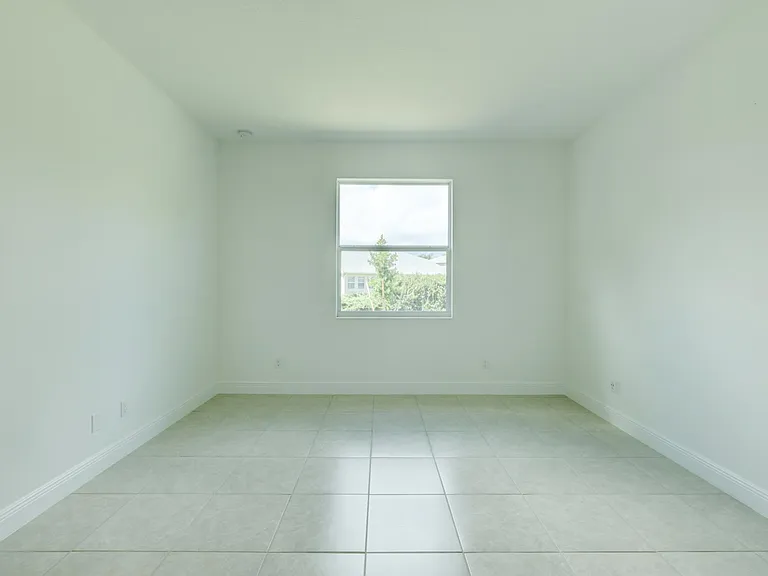 2466 SE Robin Cir — Photo 16