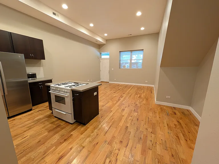 1463 W Huron St #1F — Photo 18