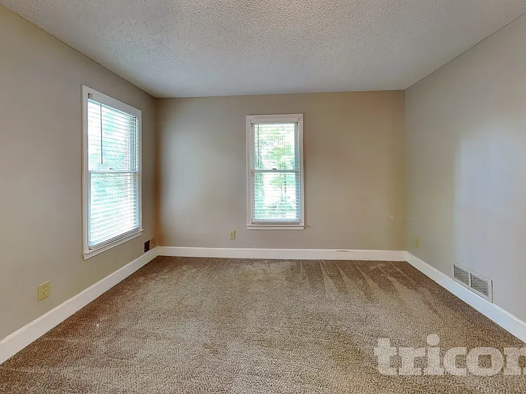 150 Tanglewood Dr — Photo 8