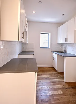 Rented by Makover Group Inc | media 6