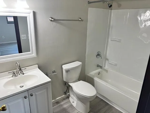 1 bed, 800 sqft, $1,155 — Photo 3