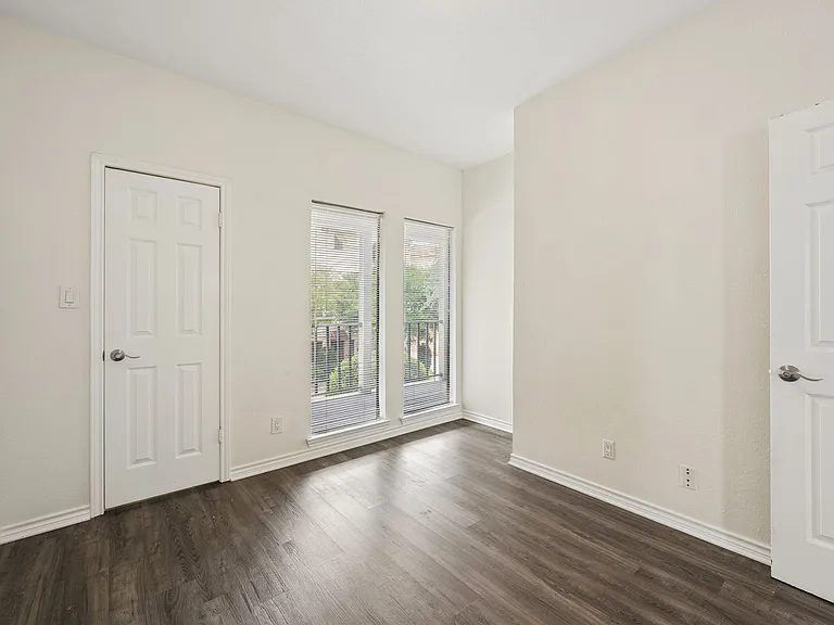 3105 San Jacinto St #220 — Photo 9