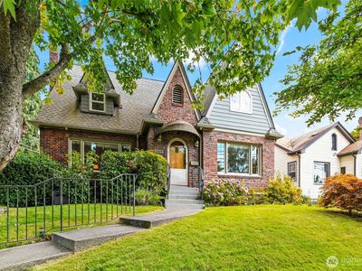 1109 N Cedar Street, Tacoma, WA, 98406