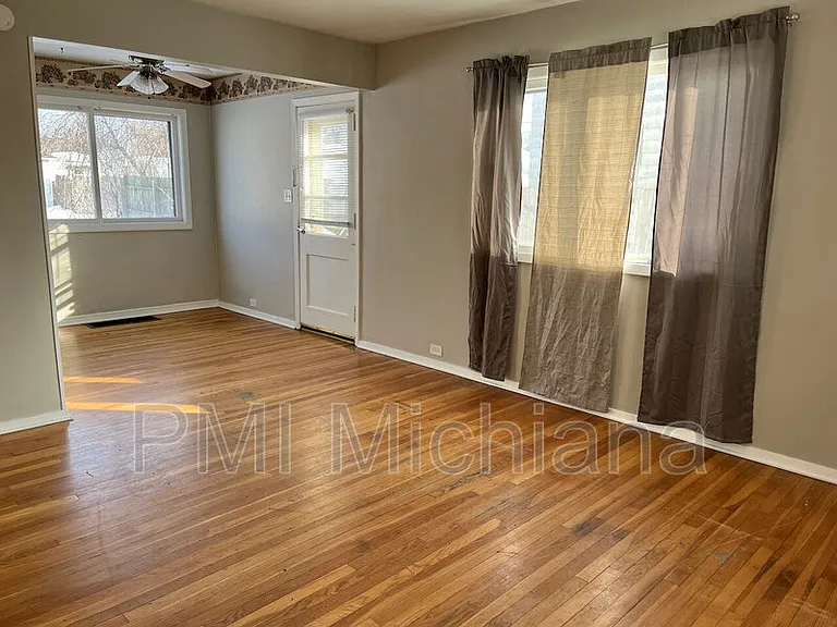 4414 Huron Cir — Photo 6