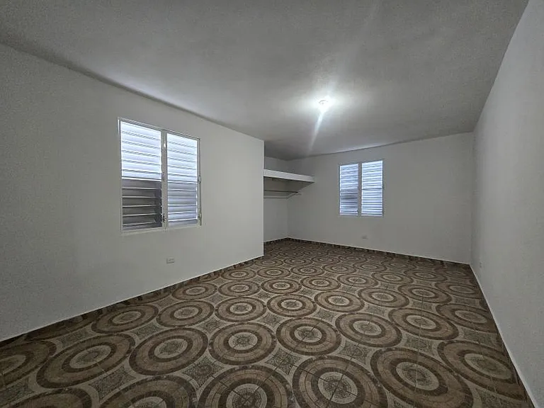 Carr 112 Ko H4 Parc Mora Calle Progreso 782 — Photo 10