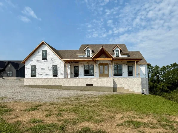 2012 West Ct, Richmond, KY 40475