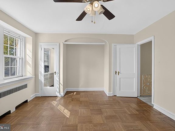 2nd image of 5759 W Jefferson St